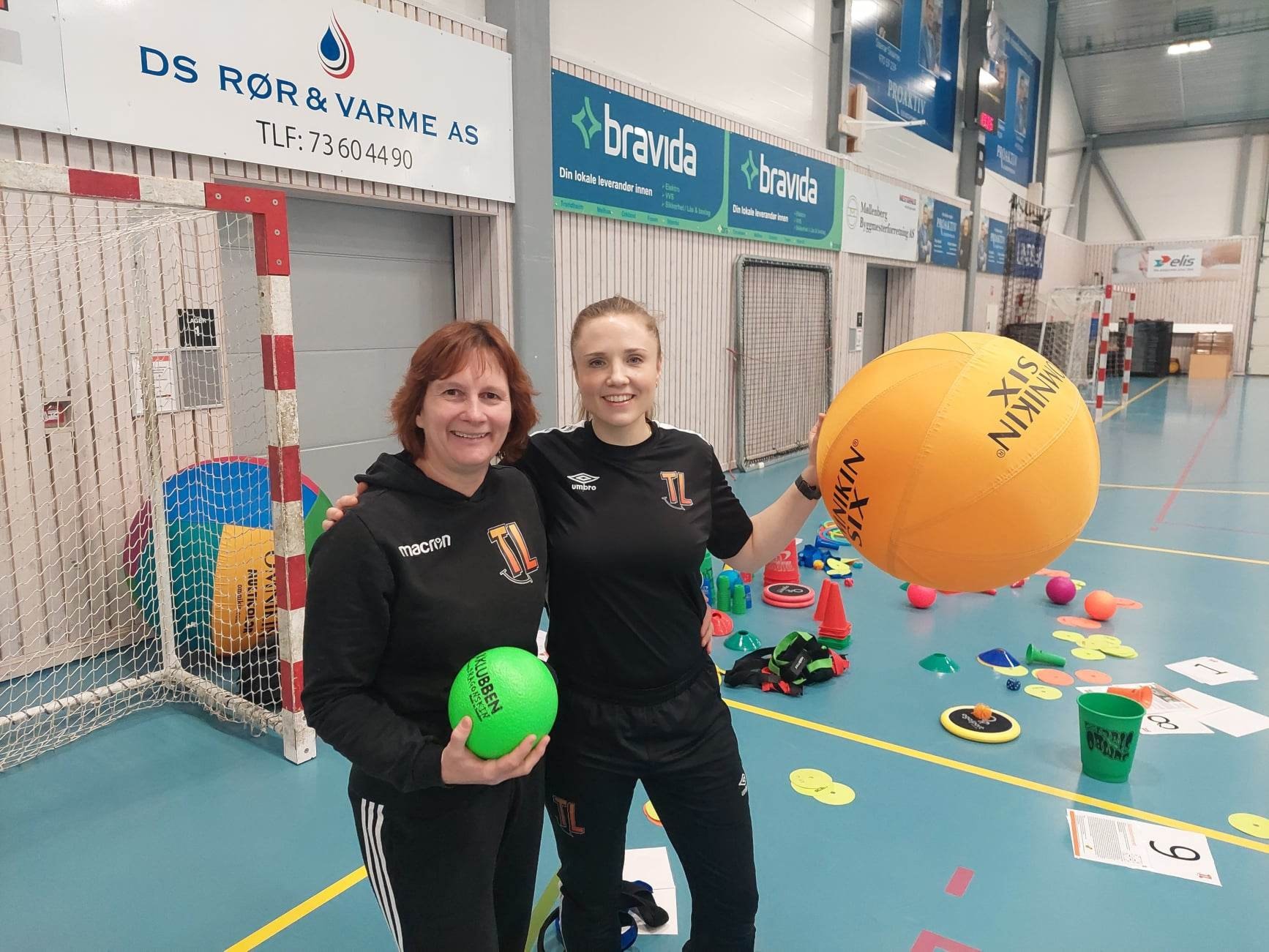 Trivselsleder på besøk i Utleirahallen